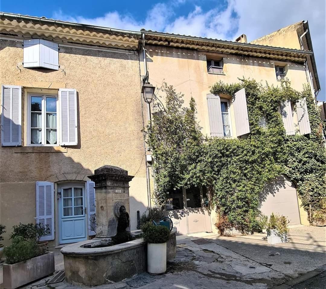 Maison La Plaine Lourmarin Exterior photo